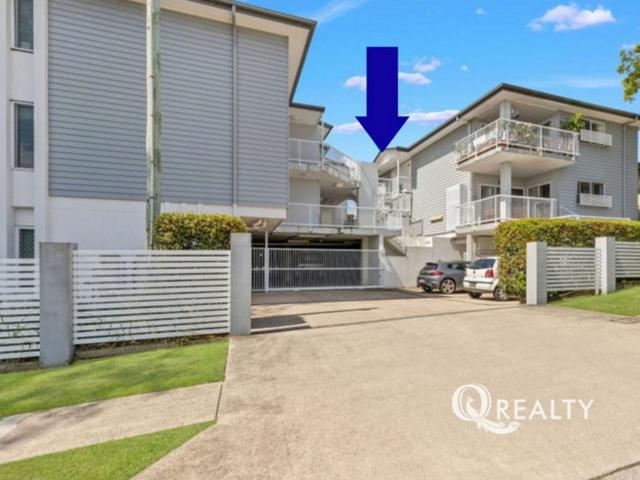 10/12 Lake Street, QLD 4104