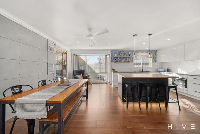 9 Hobday Place, ACT 2615