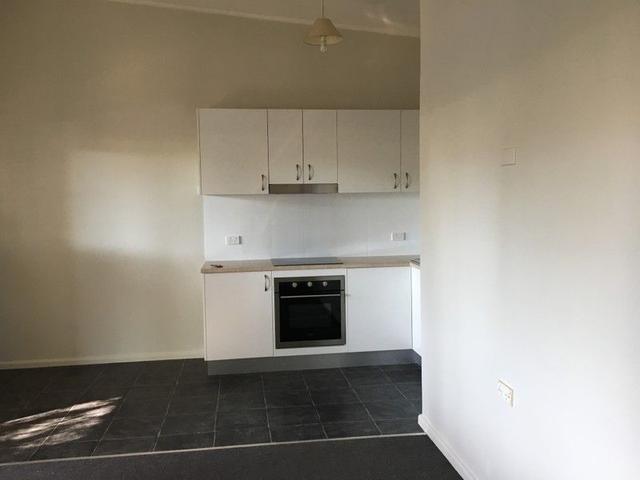 2/7 Parkes Street, NSW 2871