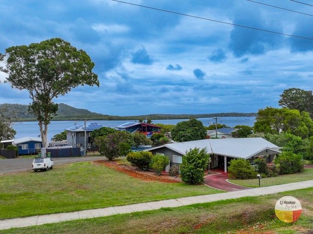 125 Canaipa Point Drive, QLD 4184