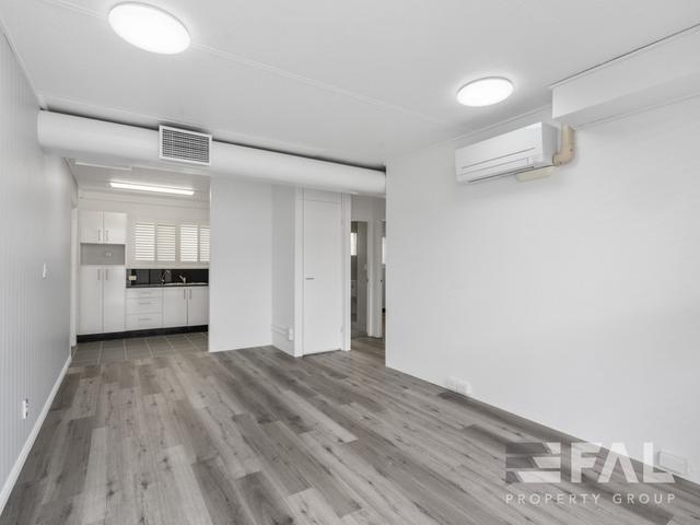 Suite 5/21 Station Road, QLD 4068