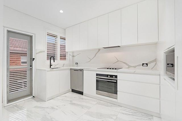 12/38 Monomeeth Street, NSW 2207