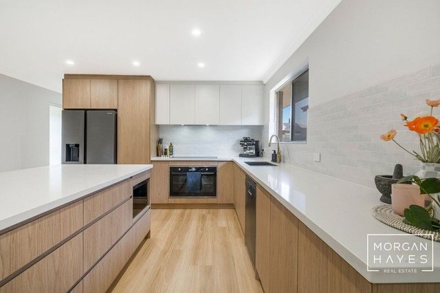 214 Ferndale  Crescent, WA 6148