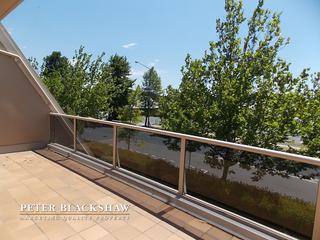 Balcony (2014-07-29)