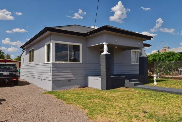 24 Short Street, NSW 2820