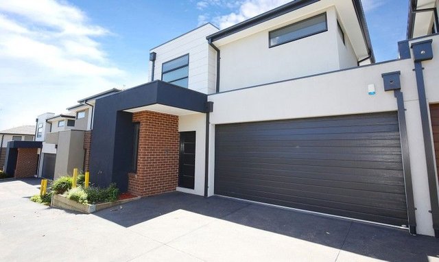 4/3 Renown Street, VIC 3125