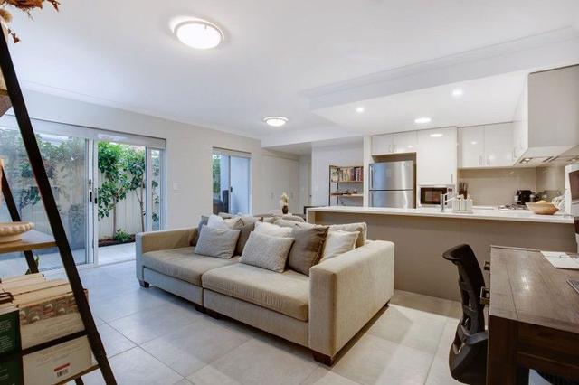 2/48 Halley Street, WA 6018