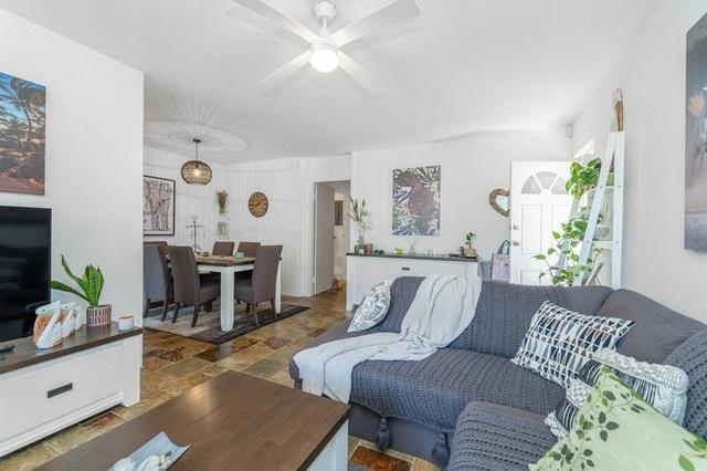 176/12 Wall Street, WA 6051