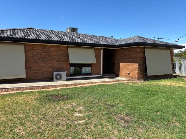 412 Leonie Court, NSW 2641