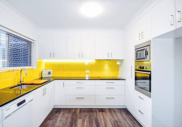 3/19 Clara Street, QLD 4103