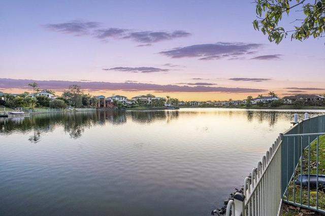 8 Seychelles Court, QLD 4220