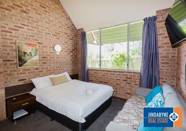 13/2 Clyde Street, NSW 2627
