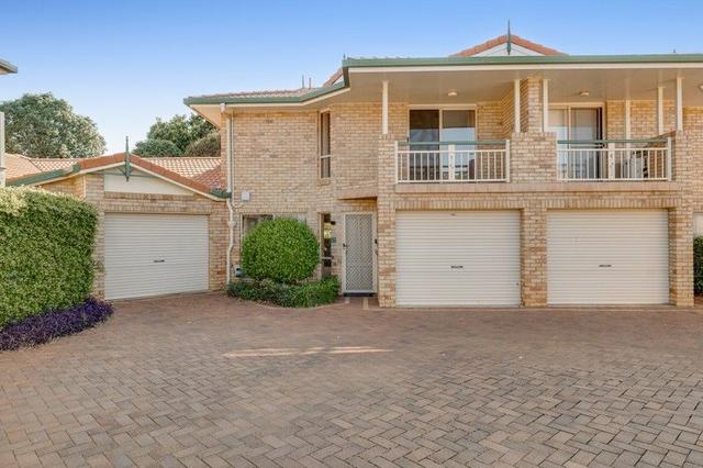 4/6 Ocean Street, QLD 4350