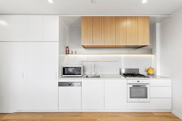 602/109 York Street, VIC 3205