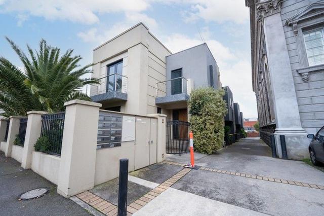 1/1 Dawson Street South, VIC 3350