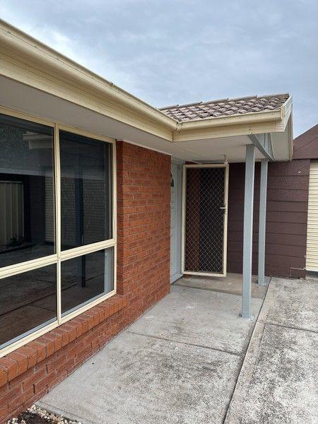 2/21 Lester Avenue, VIC 3021