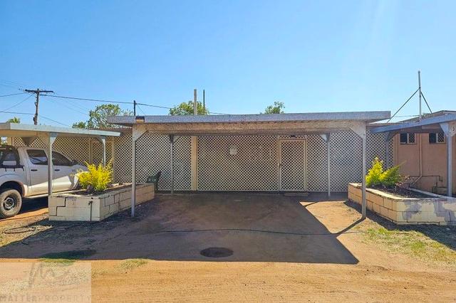 2/37 Boyd Parade, QLD 4825