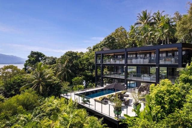 26 Island Point Road, QLD 4877