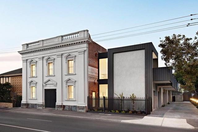 2/32 Maribyrnong Road, VIC 3039