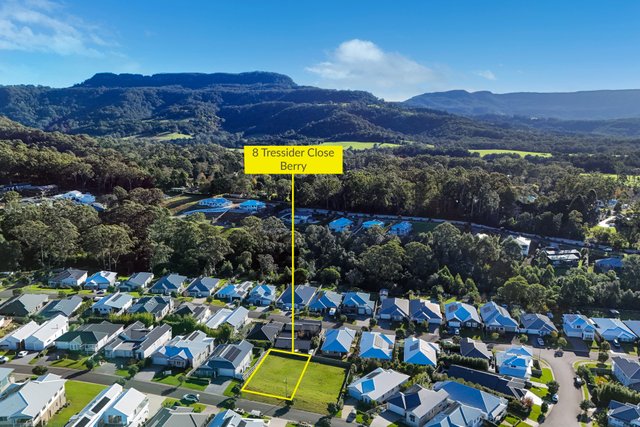8 Tressider Close, NSW 2535