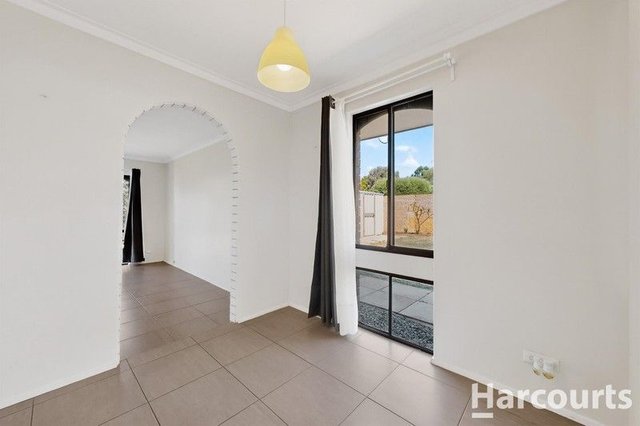 1 Aubrey Court, WA 6065