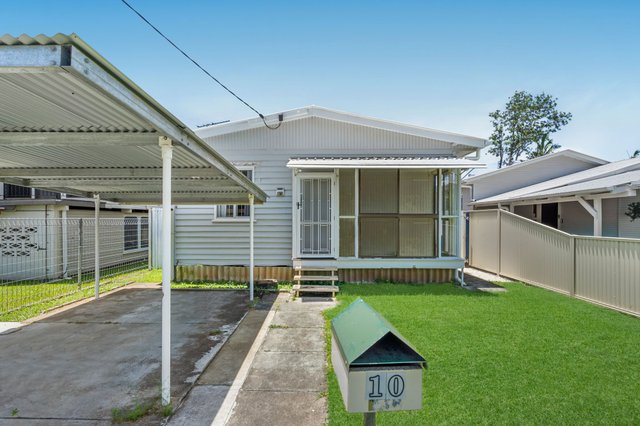 10 Brain Street, QLD 4036
