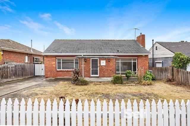 17 Whitworth Ave, VIC 3171