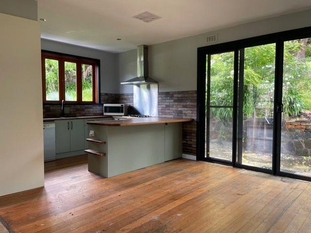 18 Pheasant Parade, VIC 3799