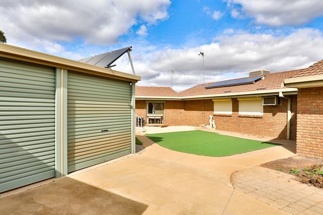 2/6 Amelia Court, VIC 3500