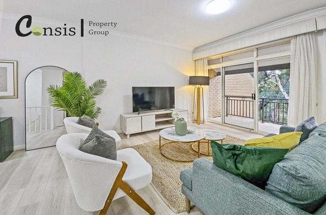 3/2 Bloomsbury Avenue, NSW 2073