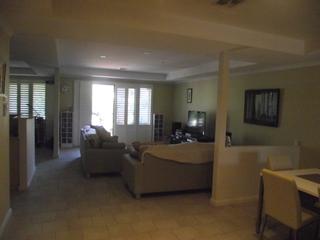 Living Room (2011-11-18)