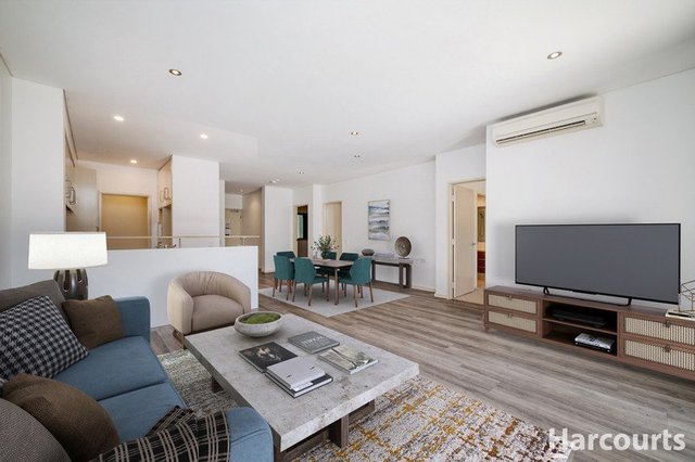 7/10 Roebuck Drive, WA 6152