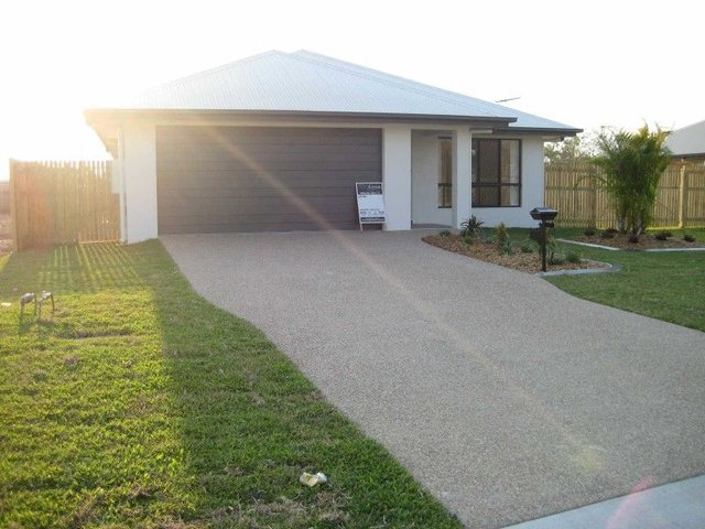 13 Stella Street, QLD 4815