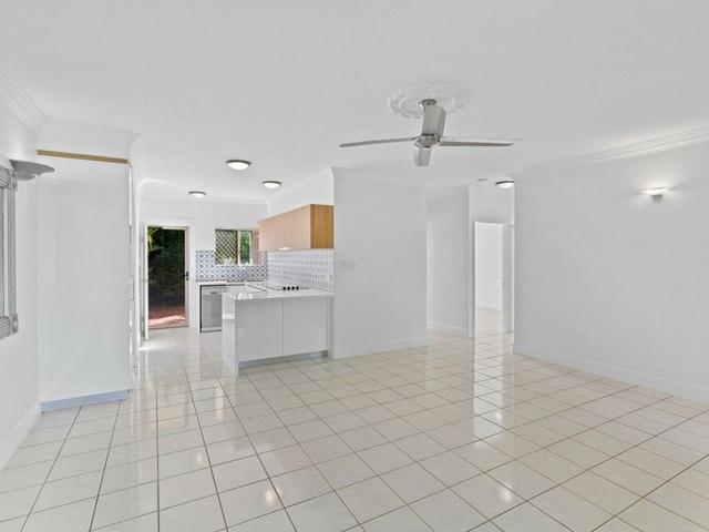4/2-4 Springfield Crescent, QLD 4870