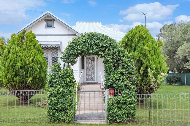 10 Patterson Avenue, NSW 2594