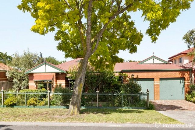 11 Golden Way, VIC 3037