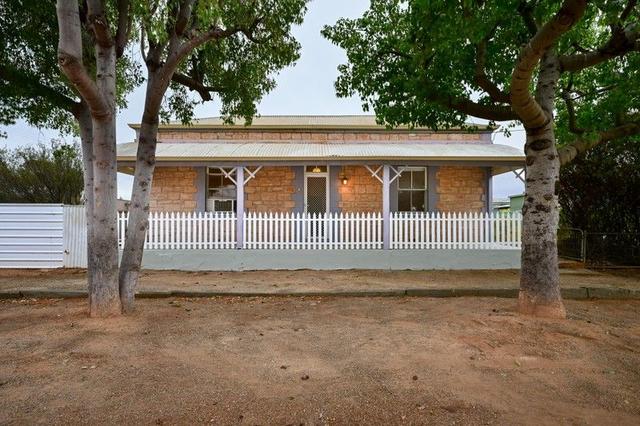 19 Eighth Street, SA 5433