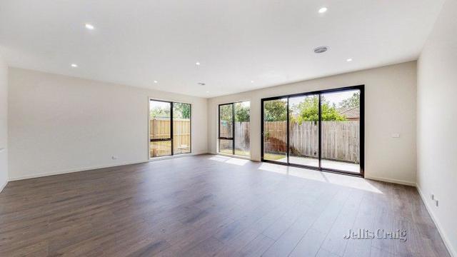 2/28 Darling Rd, VIC 3145
