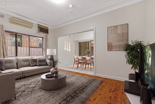 8 Broadarrow Road, NSW 2209