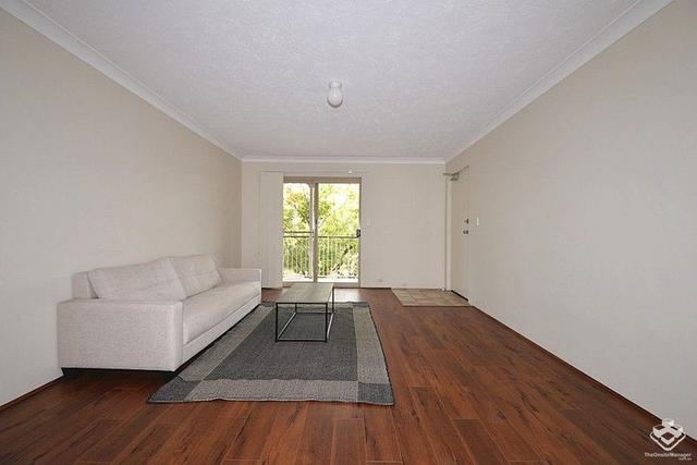 4/169 Sir Fred Schonell Drive, QLD 4067