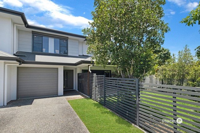 2/17 Astley Parade, QLD 4509
