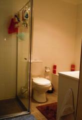 Bathroom (2010-07-16)