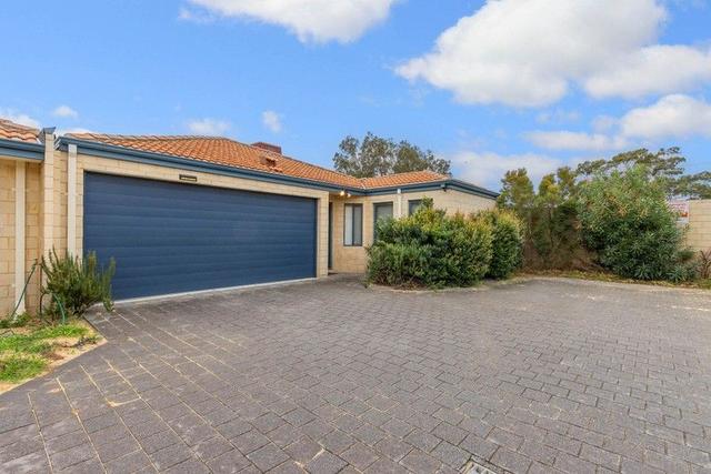 4/124 Wheatley Street, WA 6110