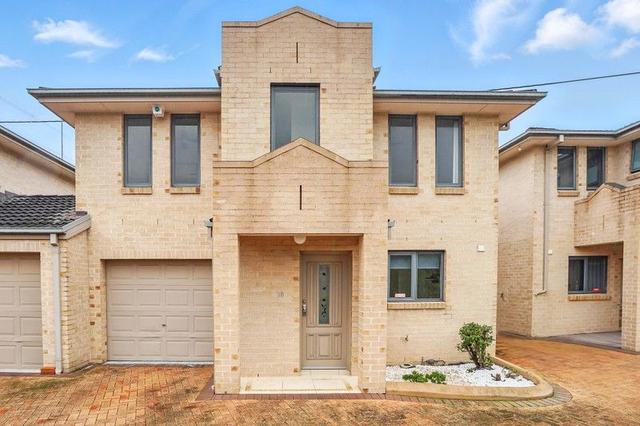 2/1 McCoy Street, NSW 2146