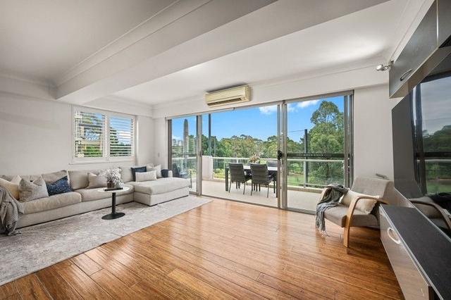 61/100 William  Street, NSW 2046