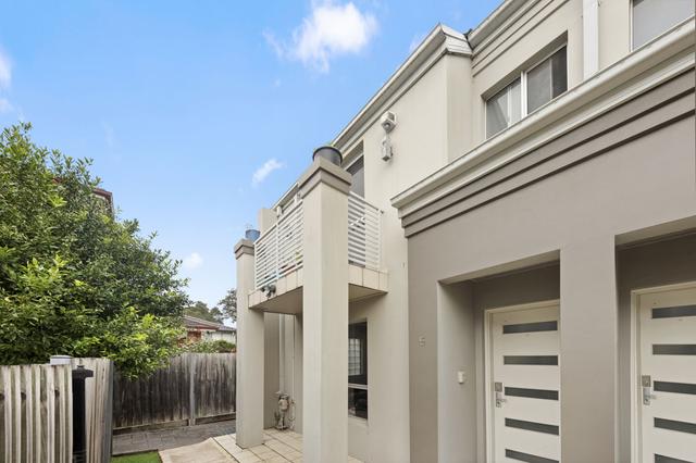 5/8 Carhullen Street, NSW 2160