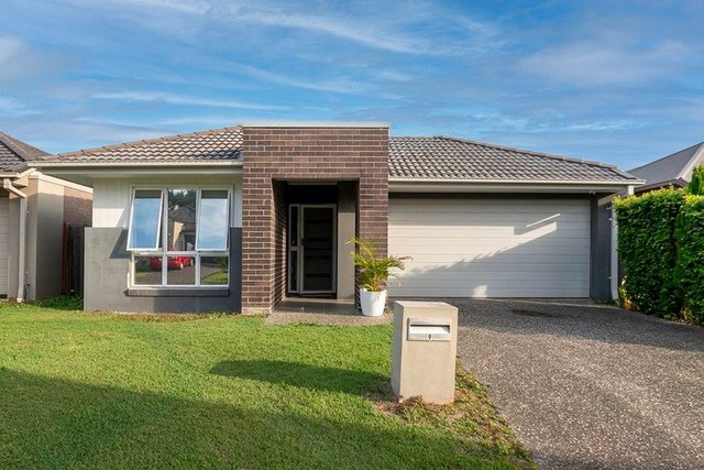 9 Frederick Place, QLD 4125