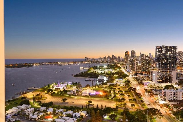 1251/165 Marine Parade, QLD 4215