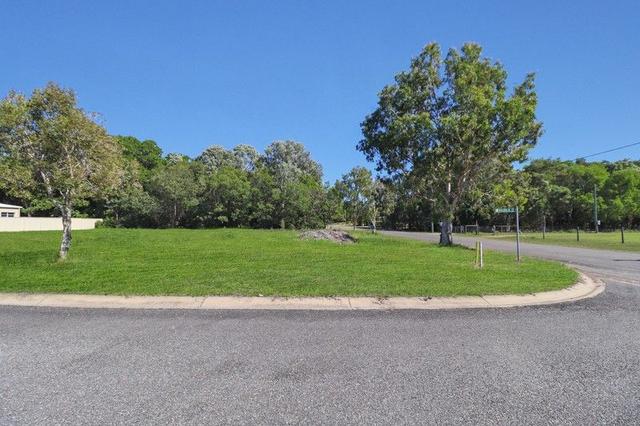 2 Magnolia Court, QLD 4850
