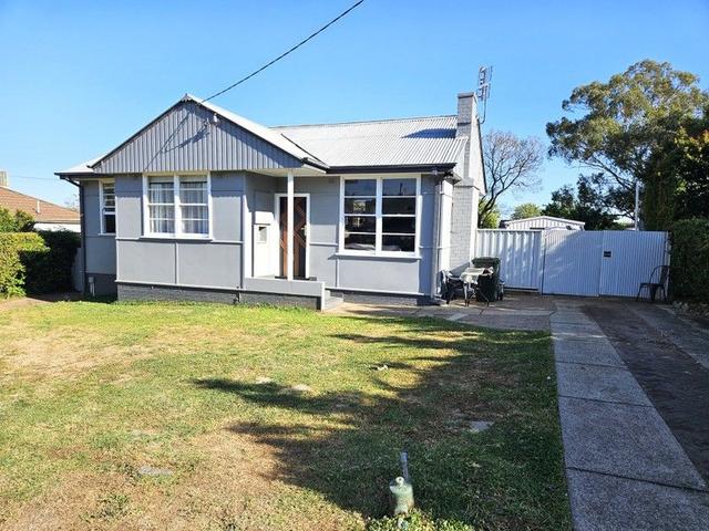 5 Jay St, NSW 2340